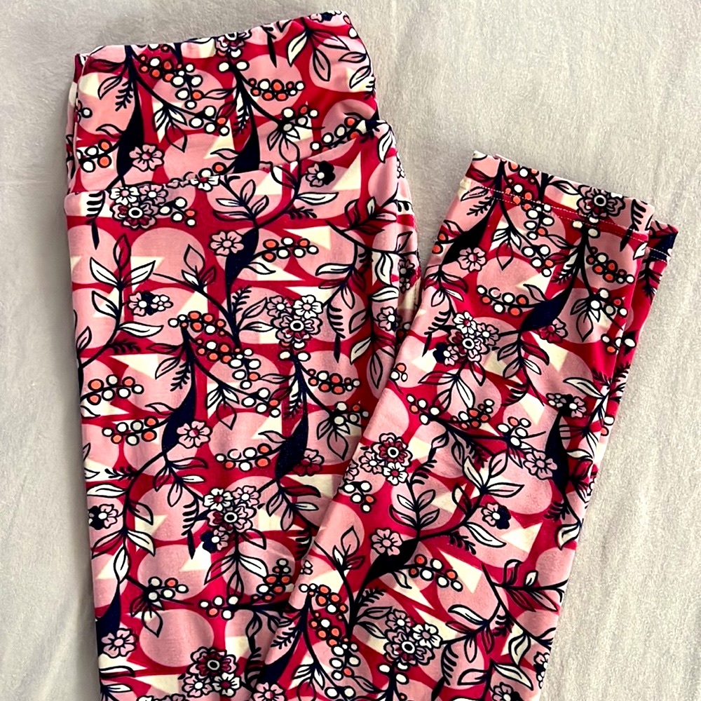 Bundle Of Lularoe Leggings Os - image 4